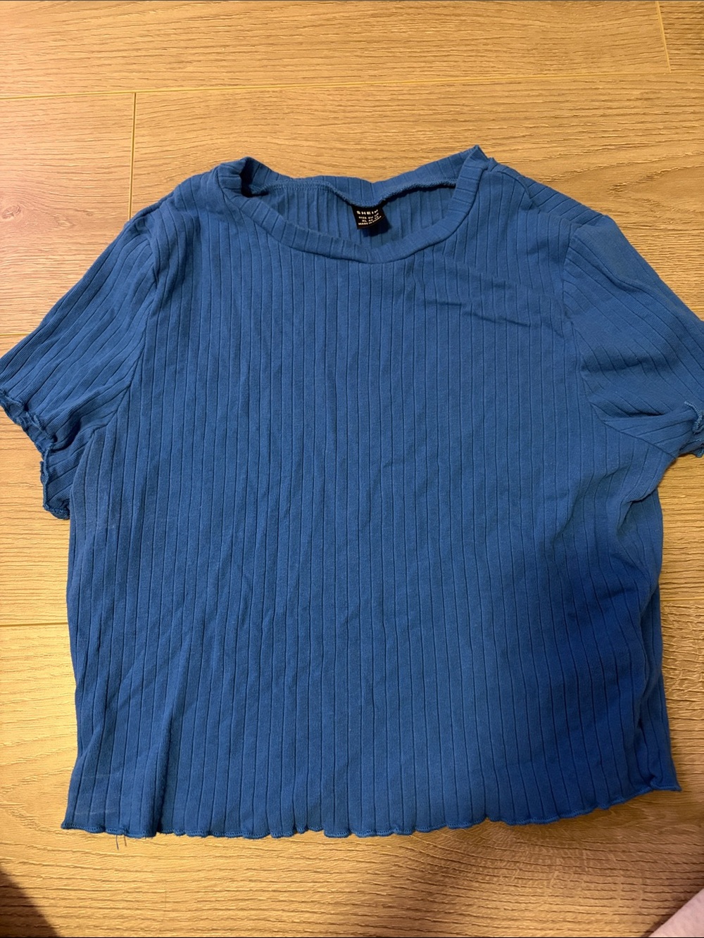 Blue ribbed tshirt